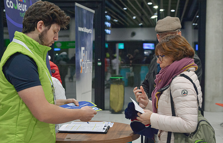 25FOHE_PSG_AEROPORT_LONDRES1