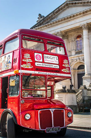 Visite de la ville en bus touristique : +45€