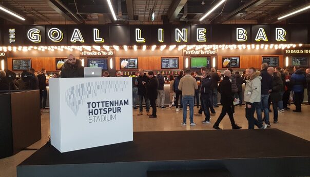 Le bar le plus long au stade de Tottenham