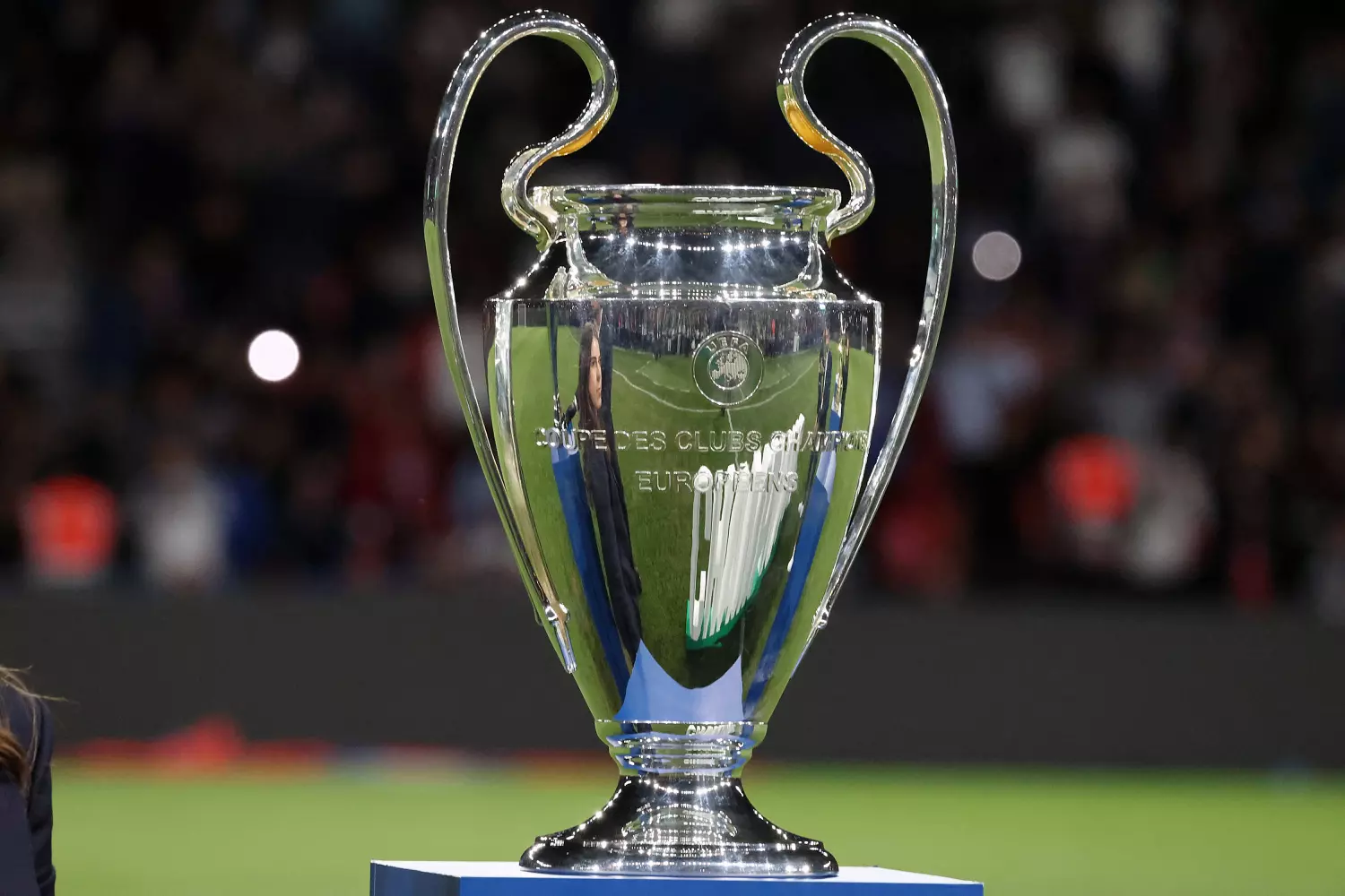 La coupe aux grandes oreilles qui vient récompenser le vainqueur de chaque édition