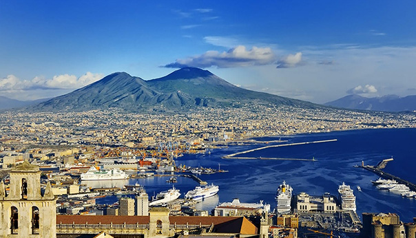 Visiter Naples