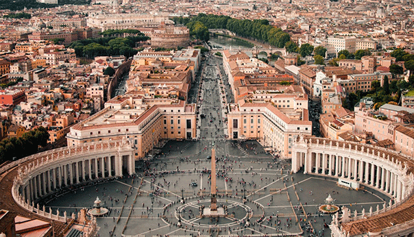 Place Saint-Pierre à Rome
